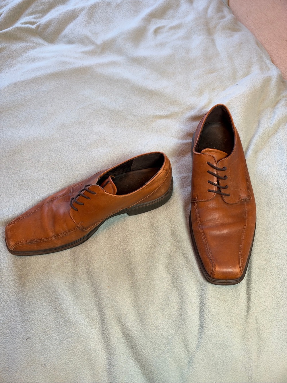 Ecco Men's Tan Leather Derby Oxfords